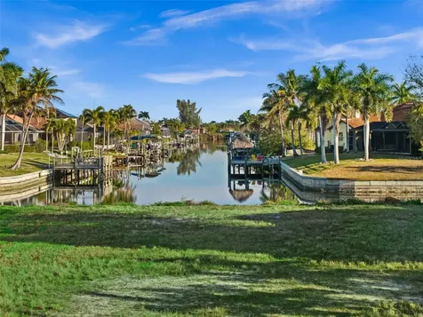 2623 SW 35th Lane Cape Coral FL 33914
