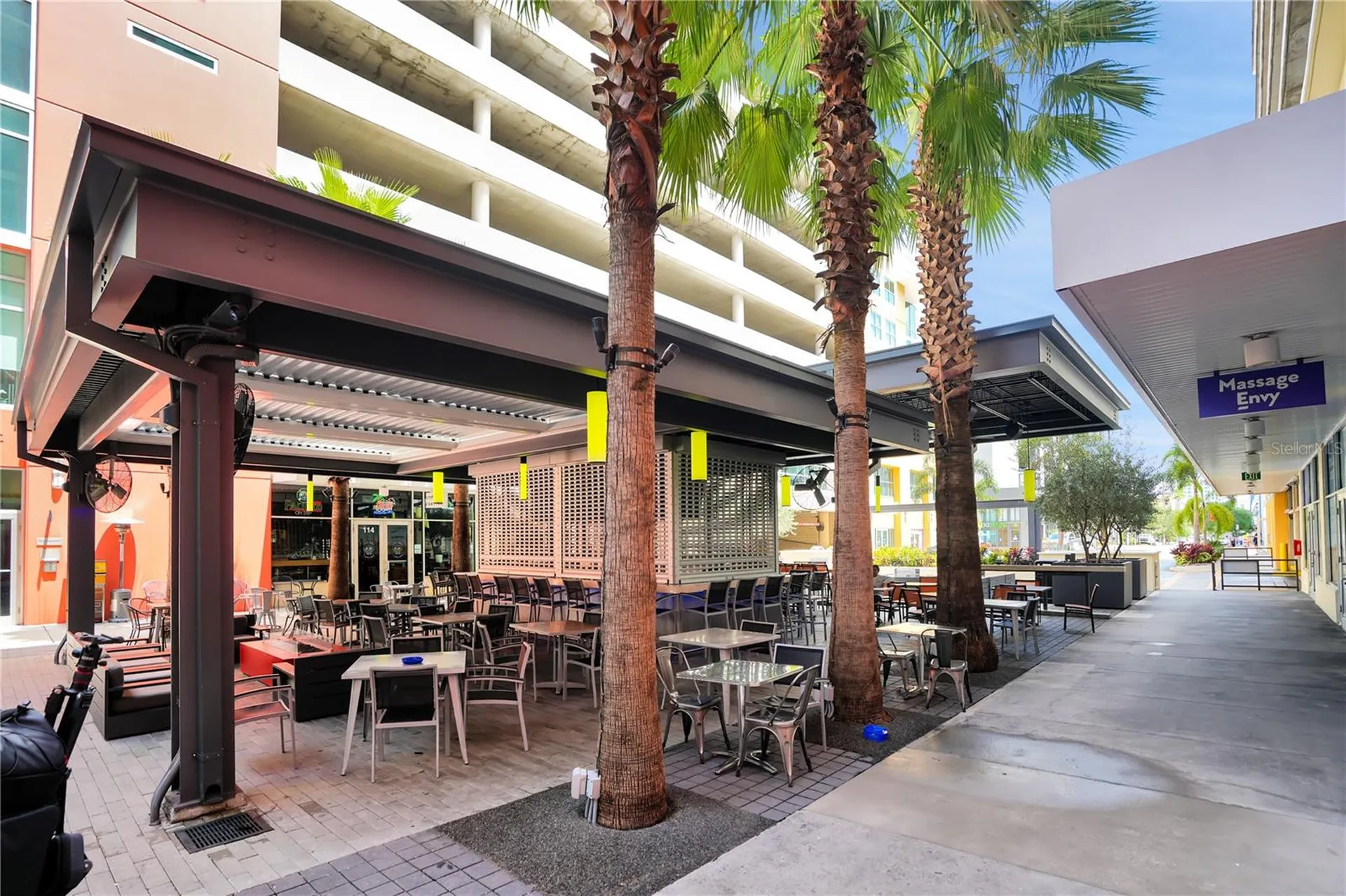 1120 E Kennedy Boulevard Tampa FL 33602