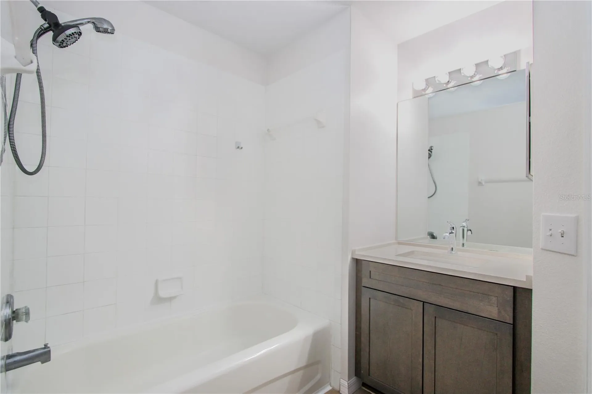 6407 Rosefinch Court Lakewood Ranch FL 34202
