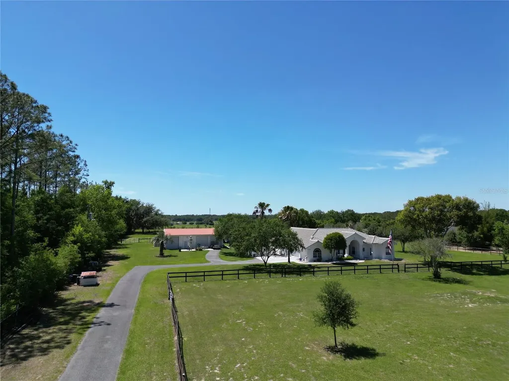 26914 Mondon Hill Road Brooksville FL 34601