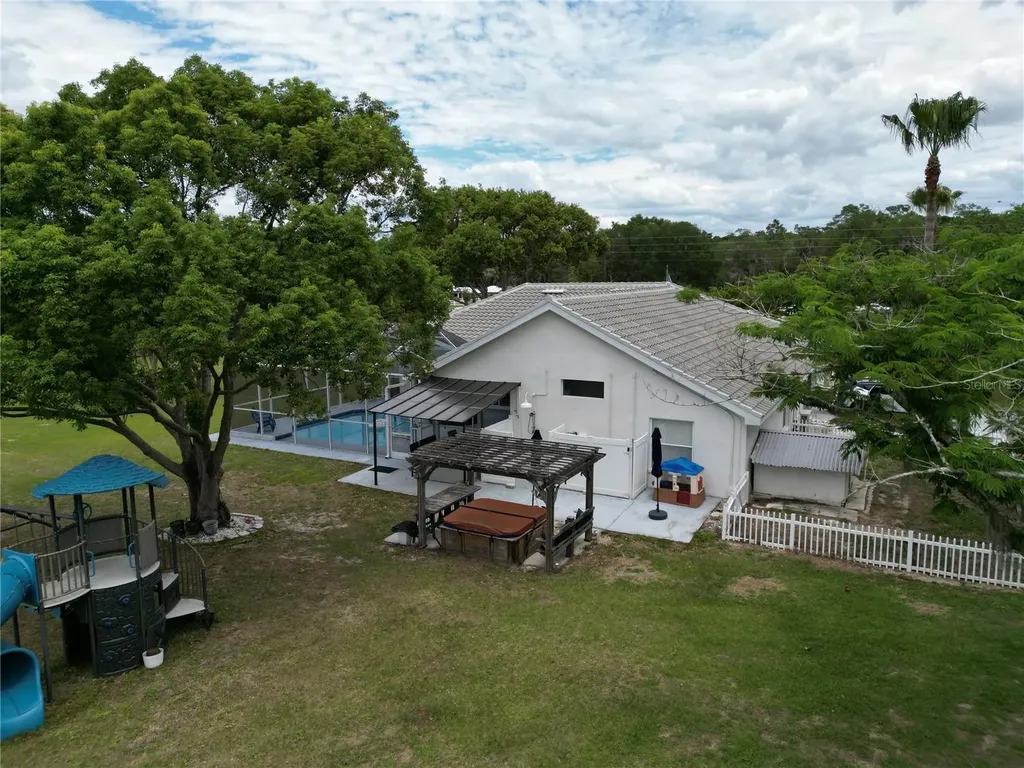 26914 Mondon Hill Road Brooksville FL 34601