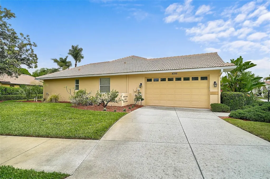 4356 Corso Venetia Boulevard Venice FL 34293