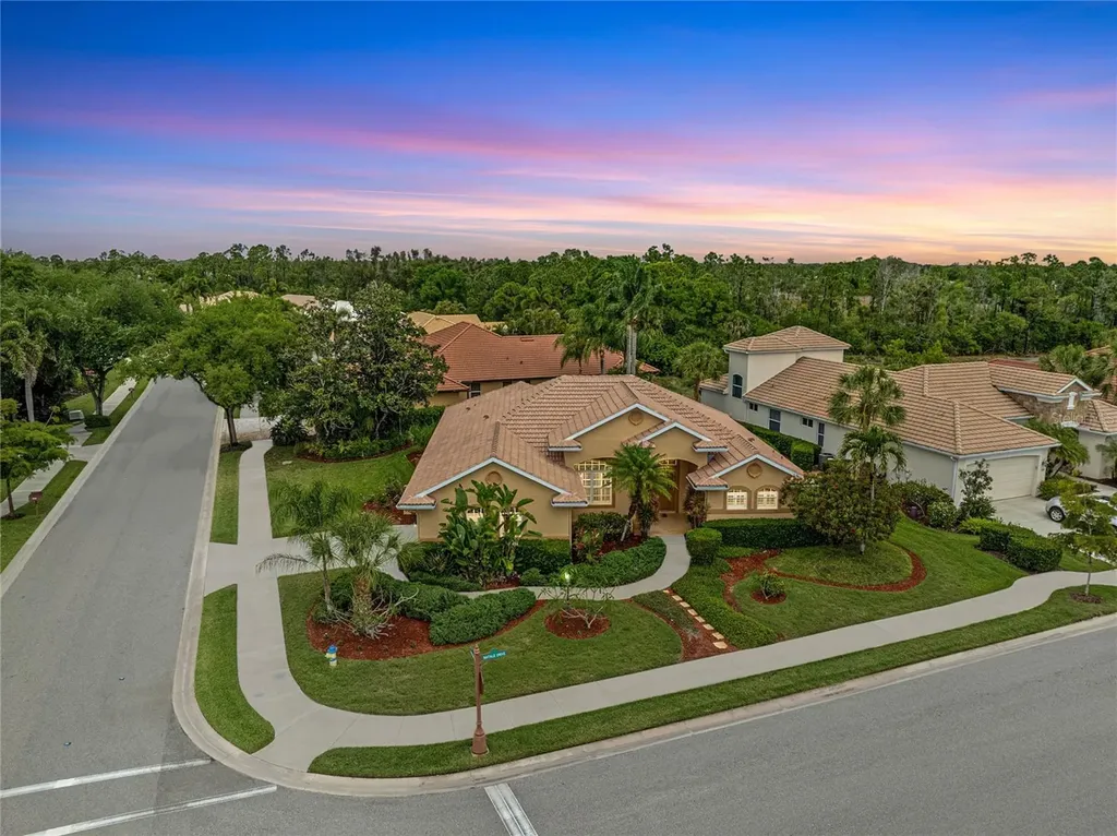 4356 Corso Venetia Boulevard Venice FL 34293