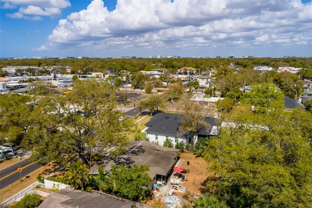 2306 S Lois Avenue Tampa FL 33629