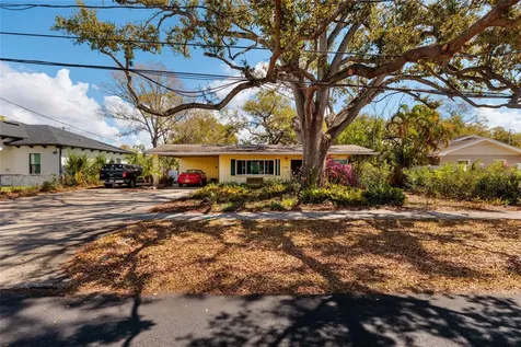 2306 S Lois Avenue Tampa FL 33629