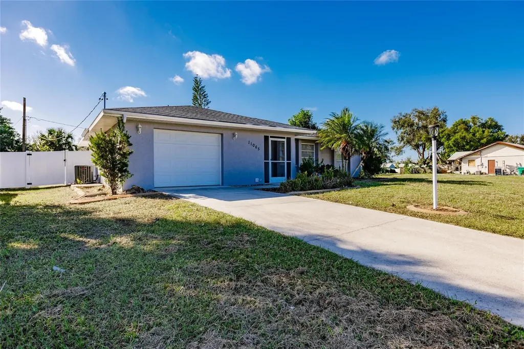 11065 Waterford Avenue Englewood FL 34224