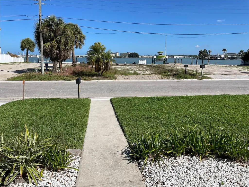 14181 E Parsley Drive Madeira Beach FL 33708