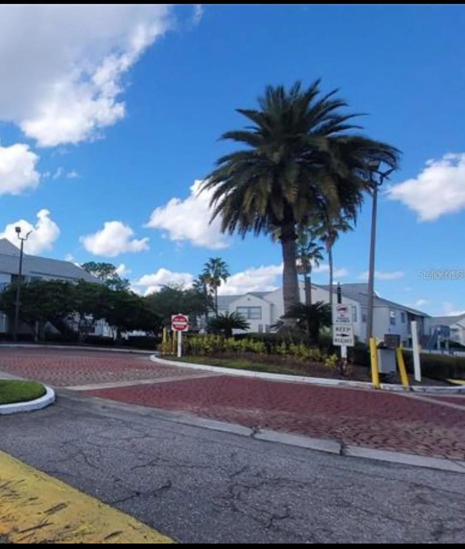 2532 Woodgate Boulevard Orlando FL 32822