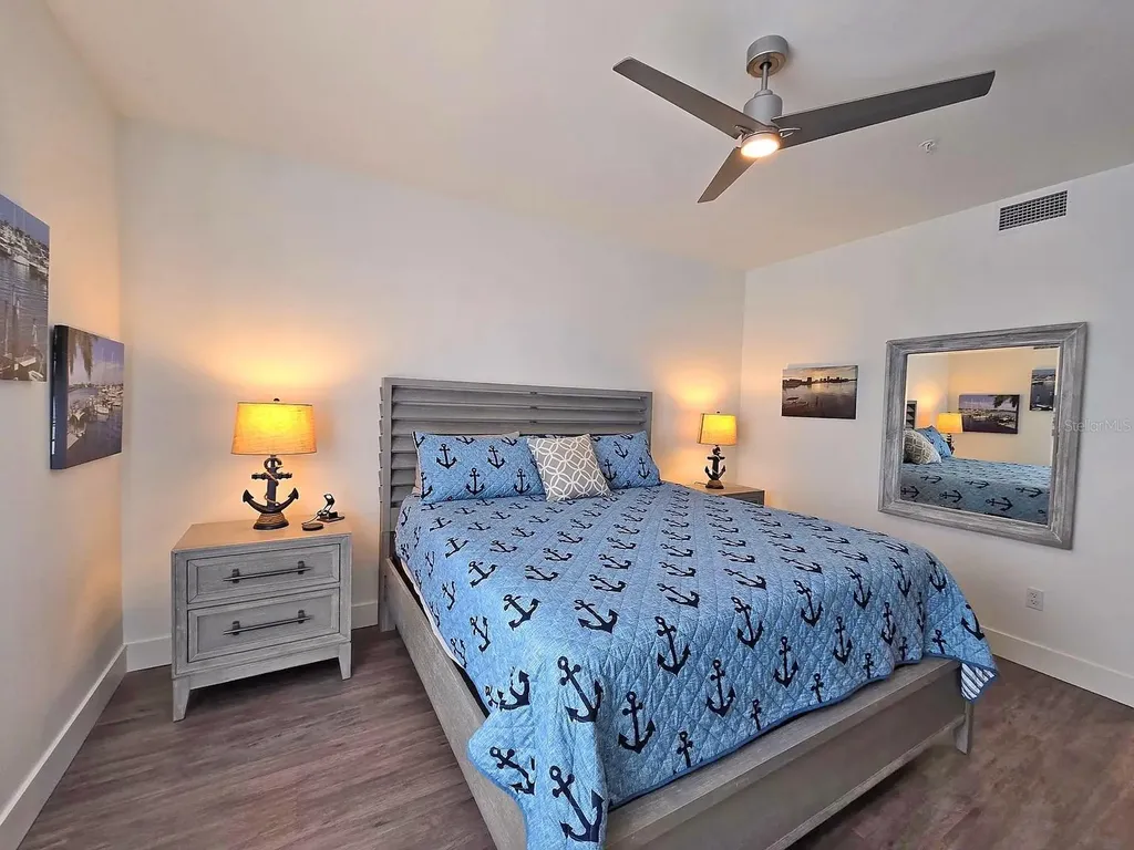 1709 N Tamiami Trail Sarasota FL 34234