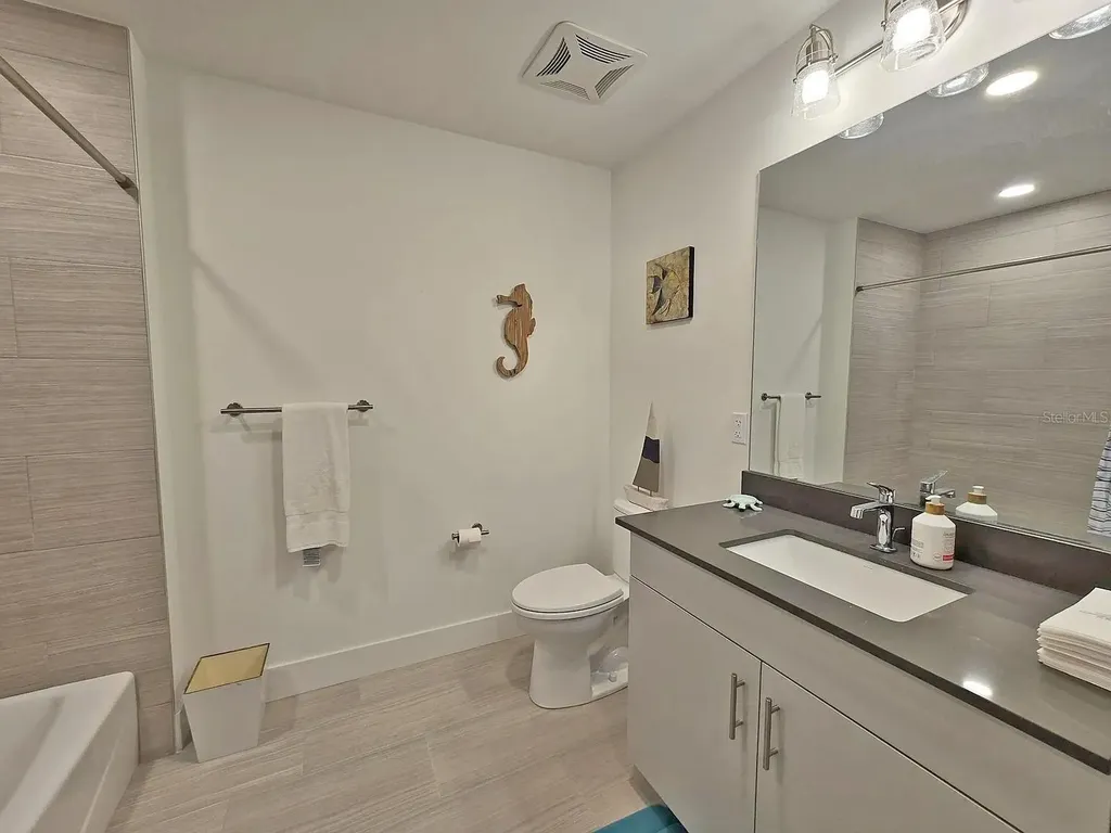 1709 N Tamiami Trail Sarasota FL 34234