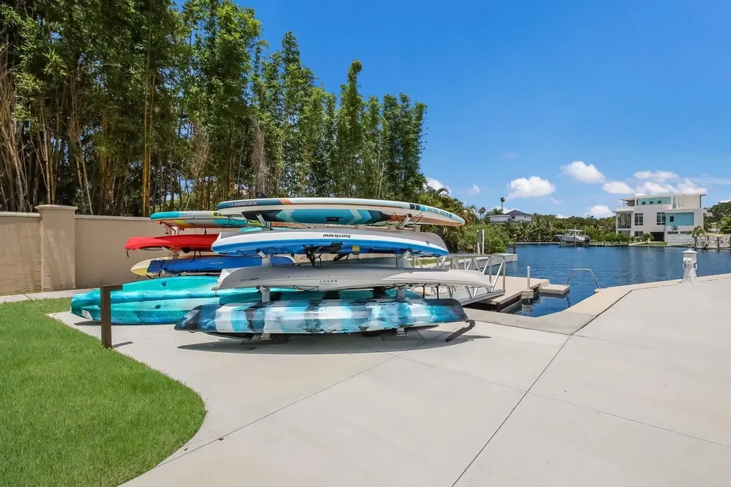 1709 N Tamiami Trail Sarasota FL 34234