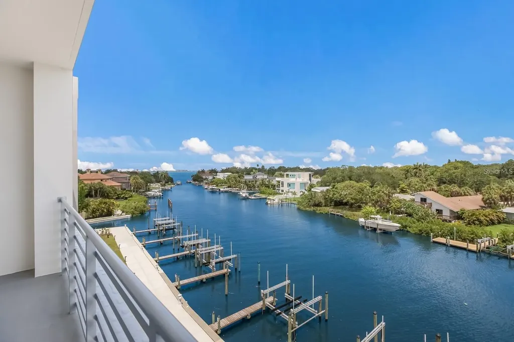 1709 N Tamiami Trail Sarasota FL 34234