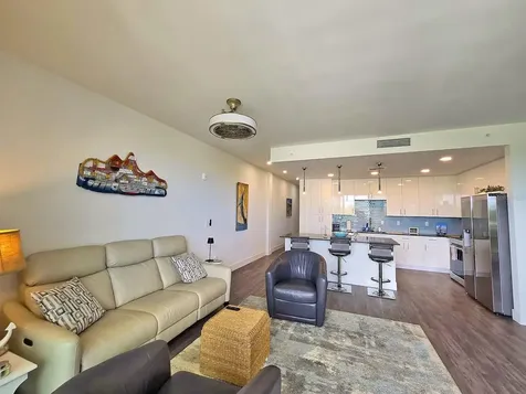 1709 N Tamiami Trail Sarasota FL 34234