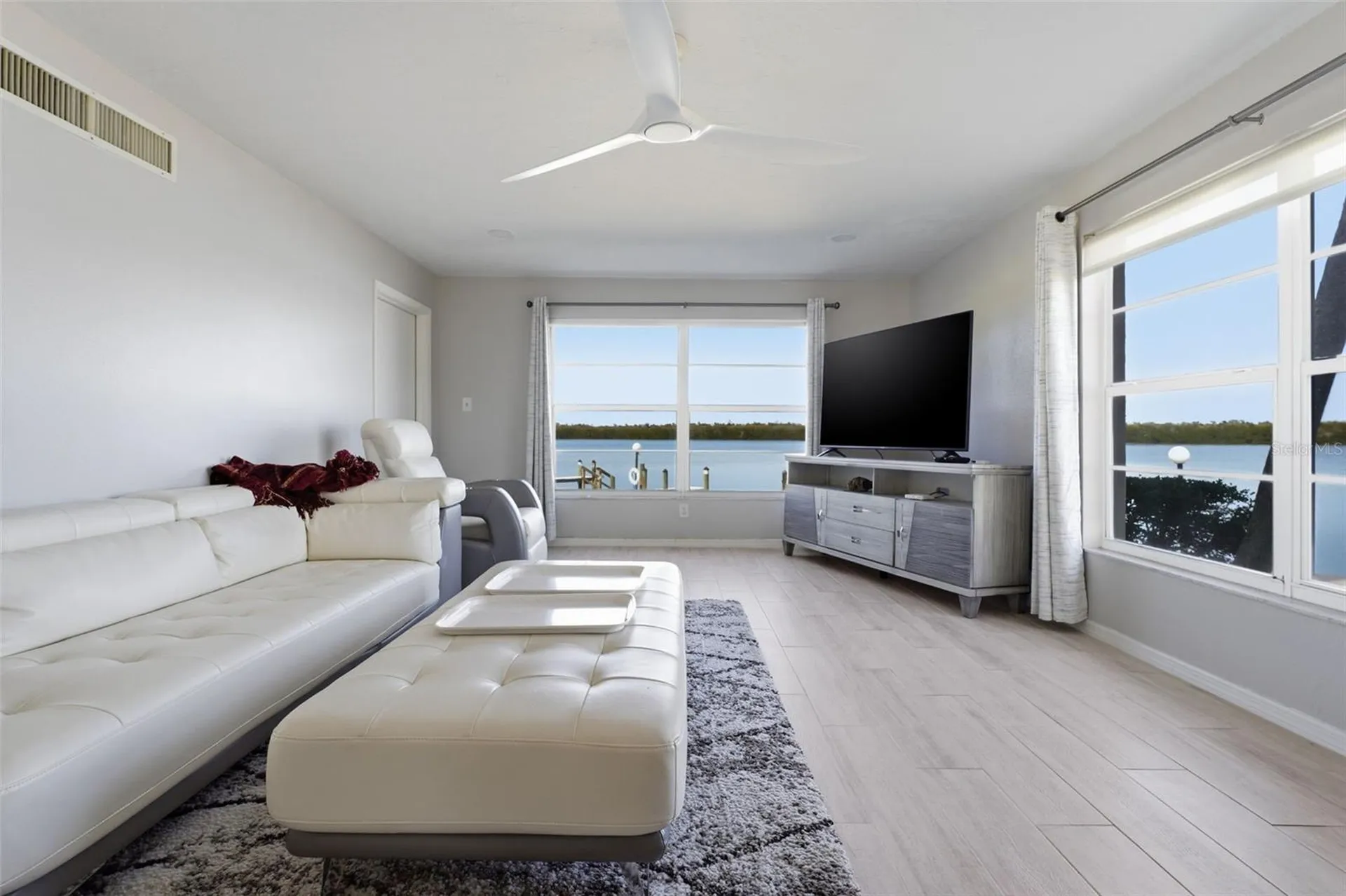 4440 Exeter Drive Longboat Key FL 34228