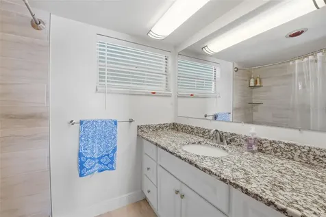 4440 Exeter Drive Longboat Key FL 34228