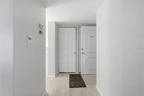 4440 Exeter Drive Longboat Key FL 34228