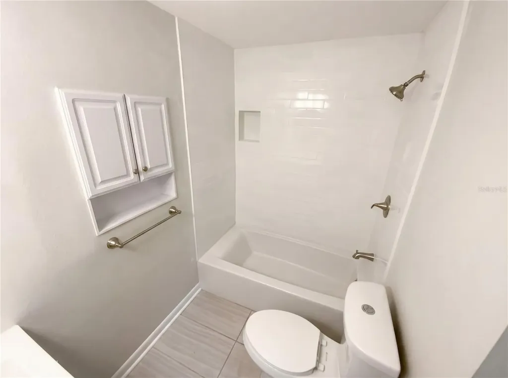 8632 94th Street Seminole FL 33777