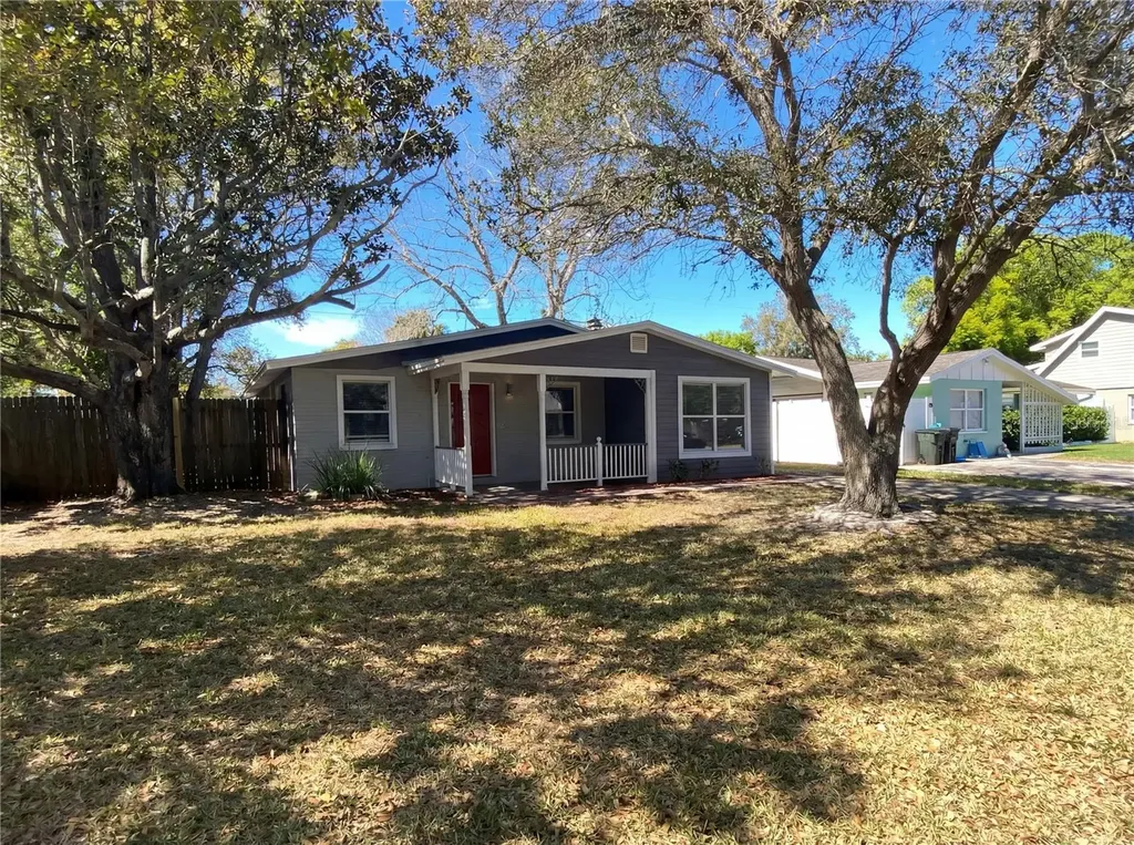 8632 94th Street Seminole FL 33777