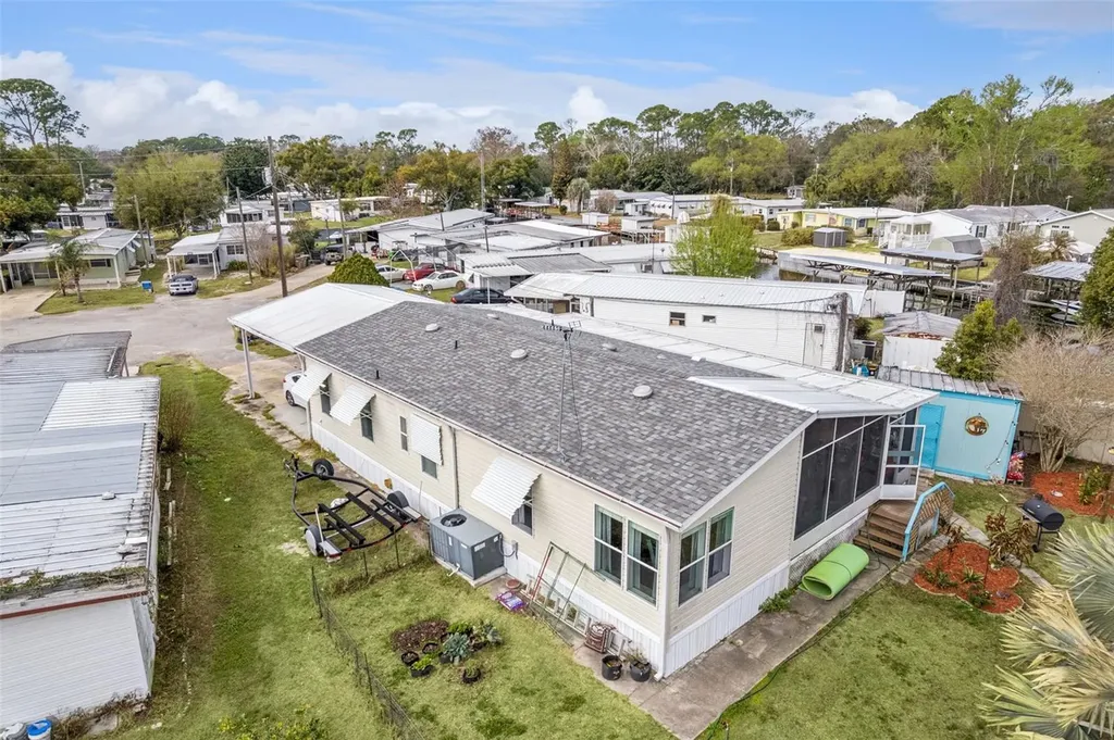 26142 Rose Lane Astatula FL 34705
