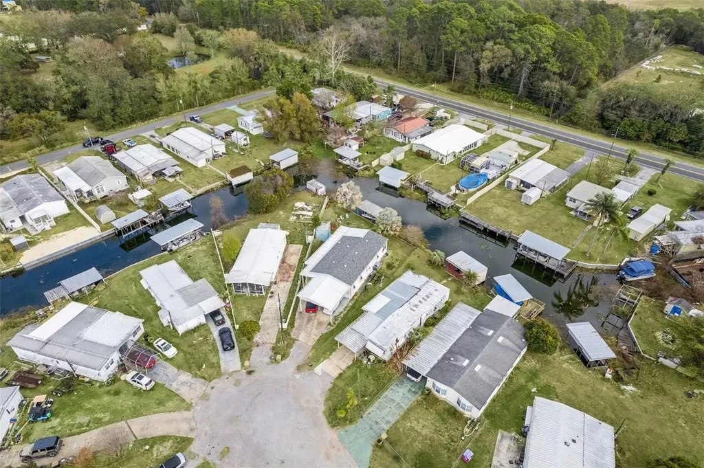 26142 Rose Lane Astatula FL 34705