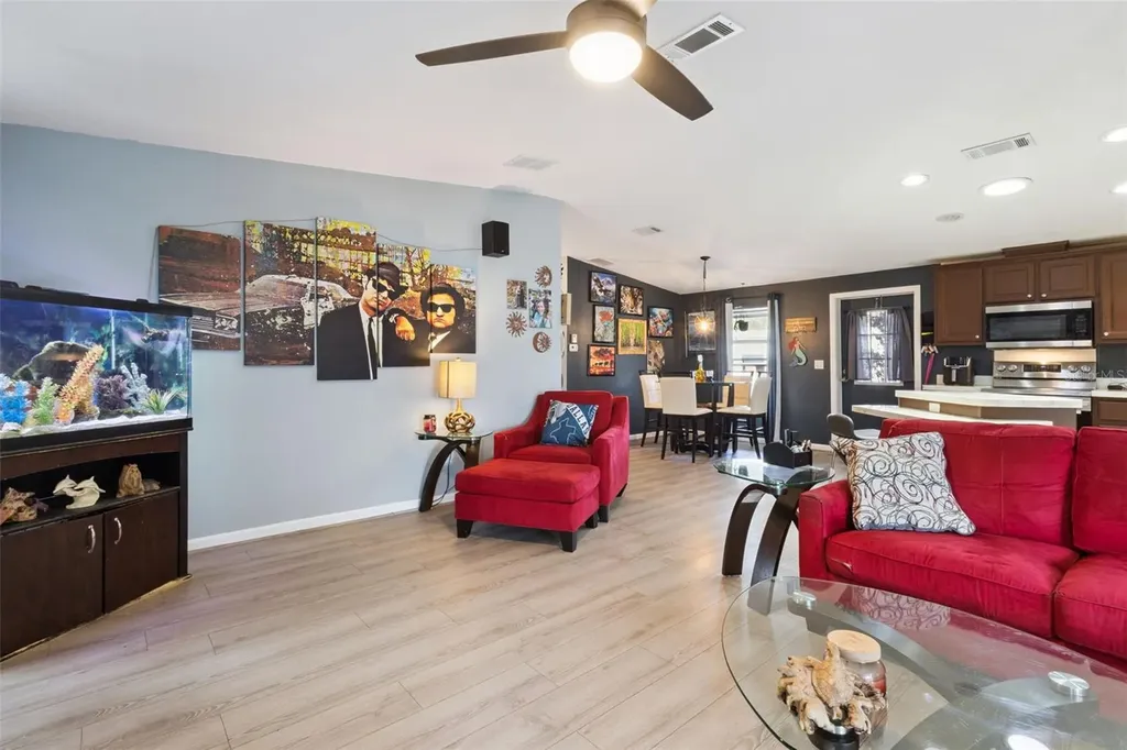 26142 Rose Lane Astatula FL 34705