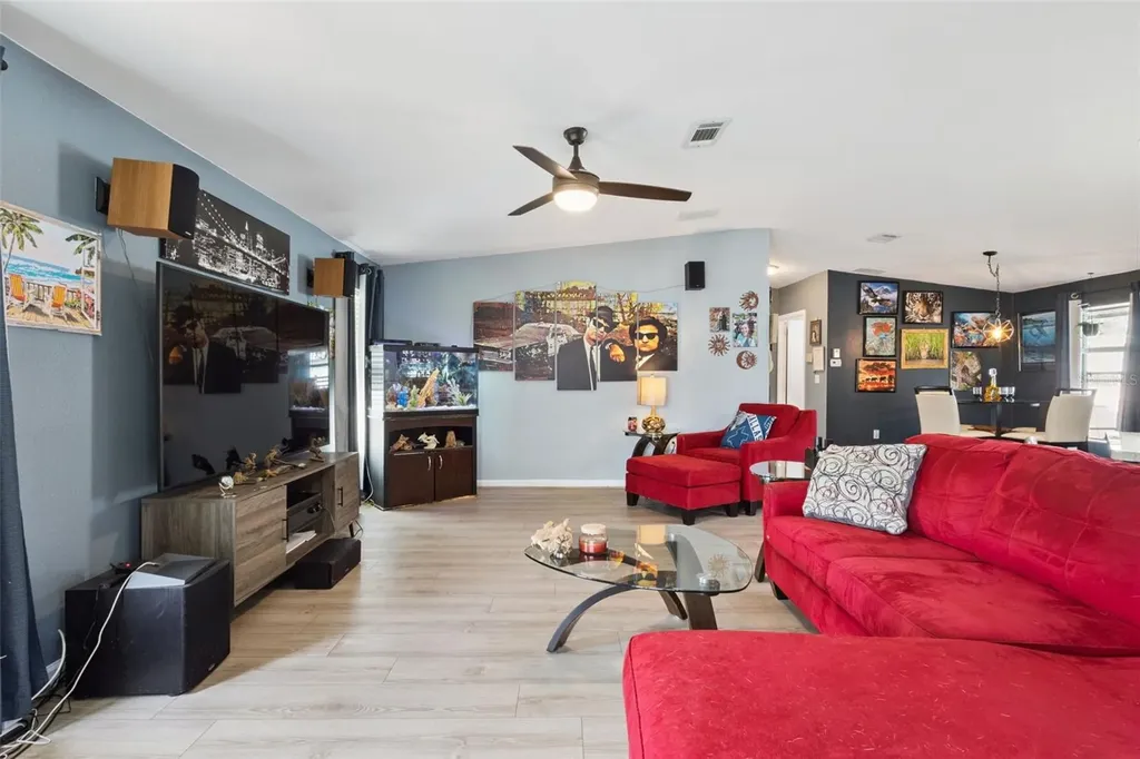 26142 Rose Lane Astatula FL 34705