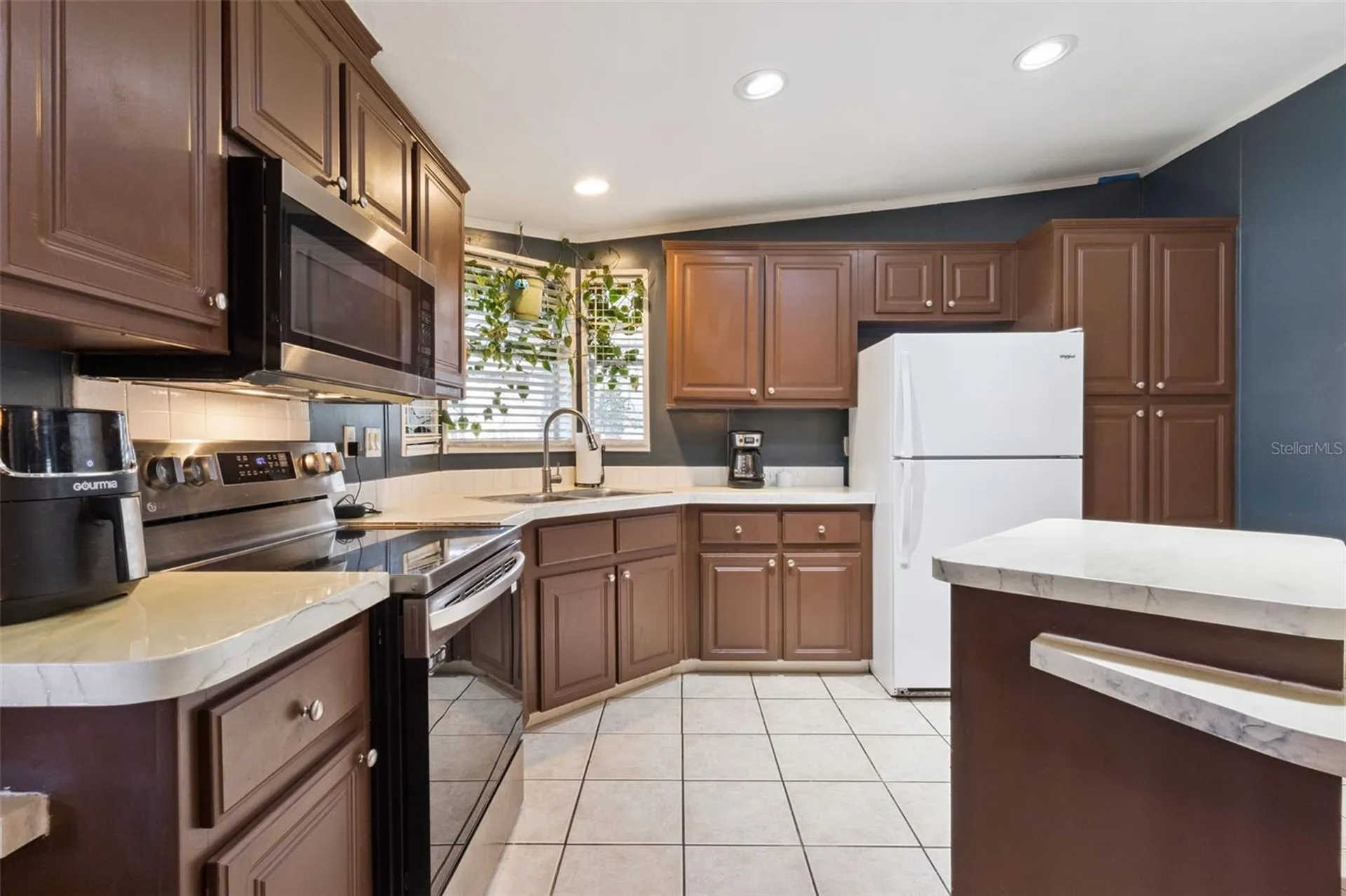 26142 Rose Lane Astatula FL 34705