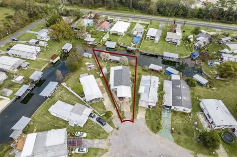 26142 Rose Lane Astatula FL 34705