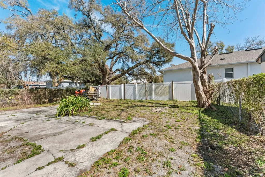 3301 N 12th Street Tampa FL 33605