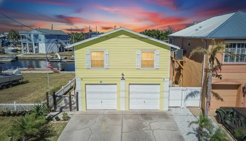 6331 Lonnie Lee Lane Hudson FL 34667