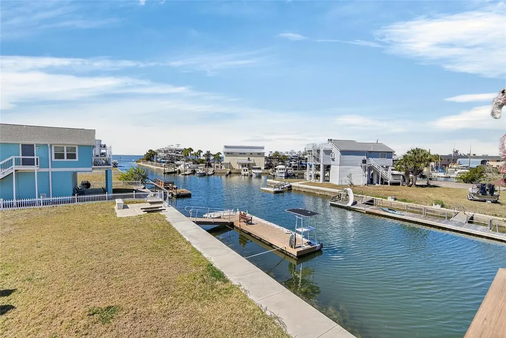 6331 Lonnie Lee Lane Hudson FL 34667