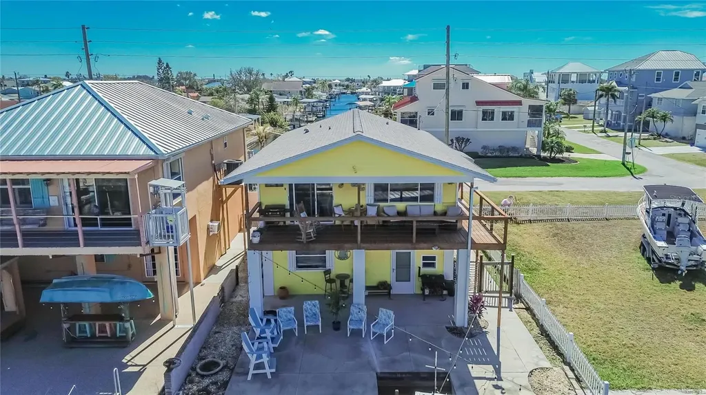 6331 Lonnie Lee Lane Hudson FL 34667