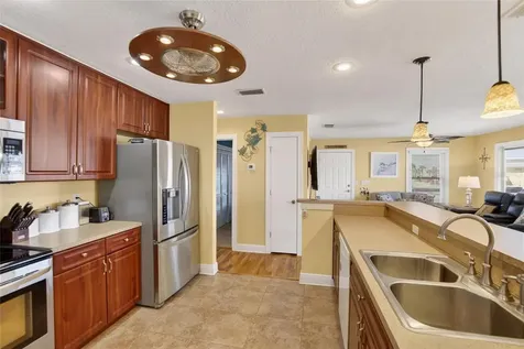 6331 Lonnie Lee Lane Hudson FL 34667