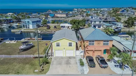 6331 Lonnie Lee Lane Hudson FL 34667
