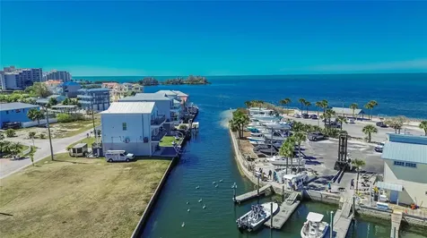 6331 Lonnie Lee Lane Hudson FL 34667