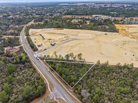 1602 Catalina Boulevard Deltona FL 32725