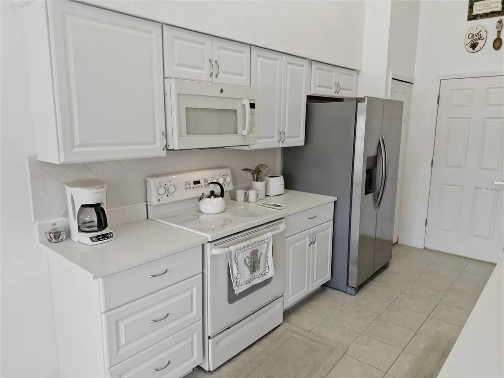 11131 Hollander Avenue Hudson FL 34667