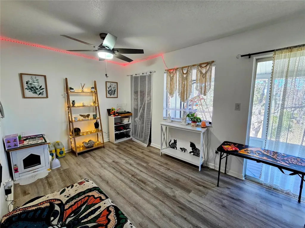 633 Silver Pass Ocala FL 34472