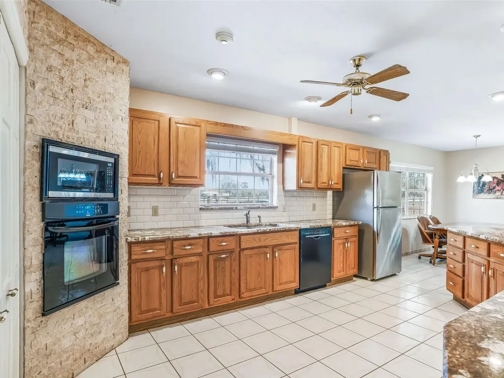 7368 NW 14th Street Ocala FL 34482