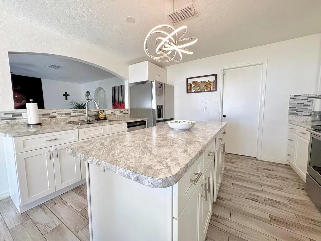 3142 Whispering Trails Street Winter Haven FL 33884