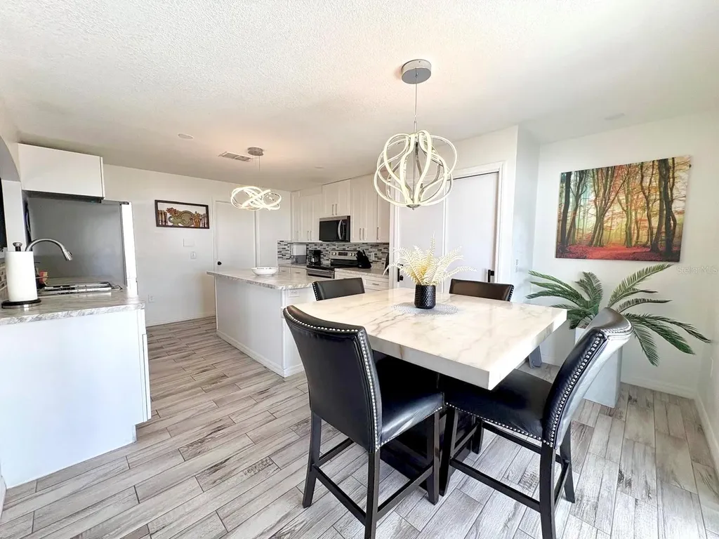3142 Whispering Trails Street Winter Haven FL 33884