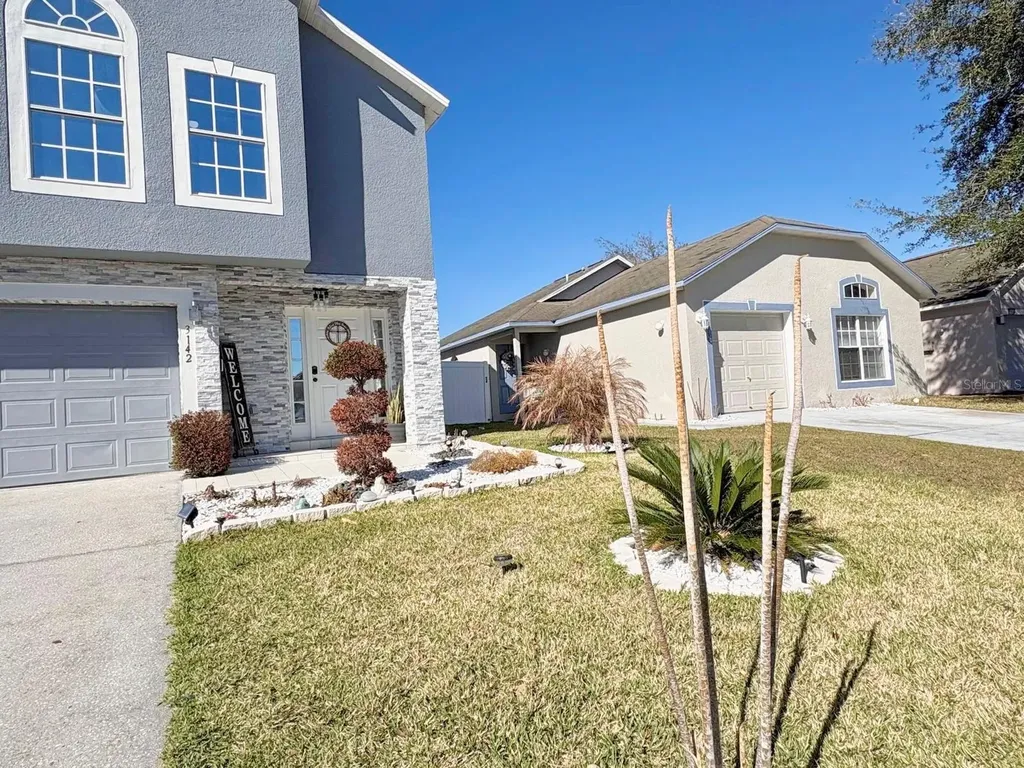 3142 Whispering Trails Street Winter Haven FL 33884