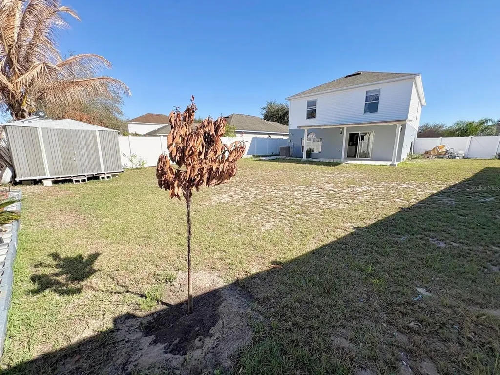 3142 Whispering Trails Street Winter Haven FL 33884