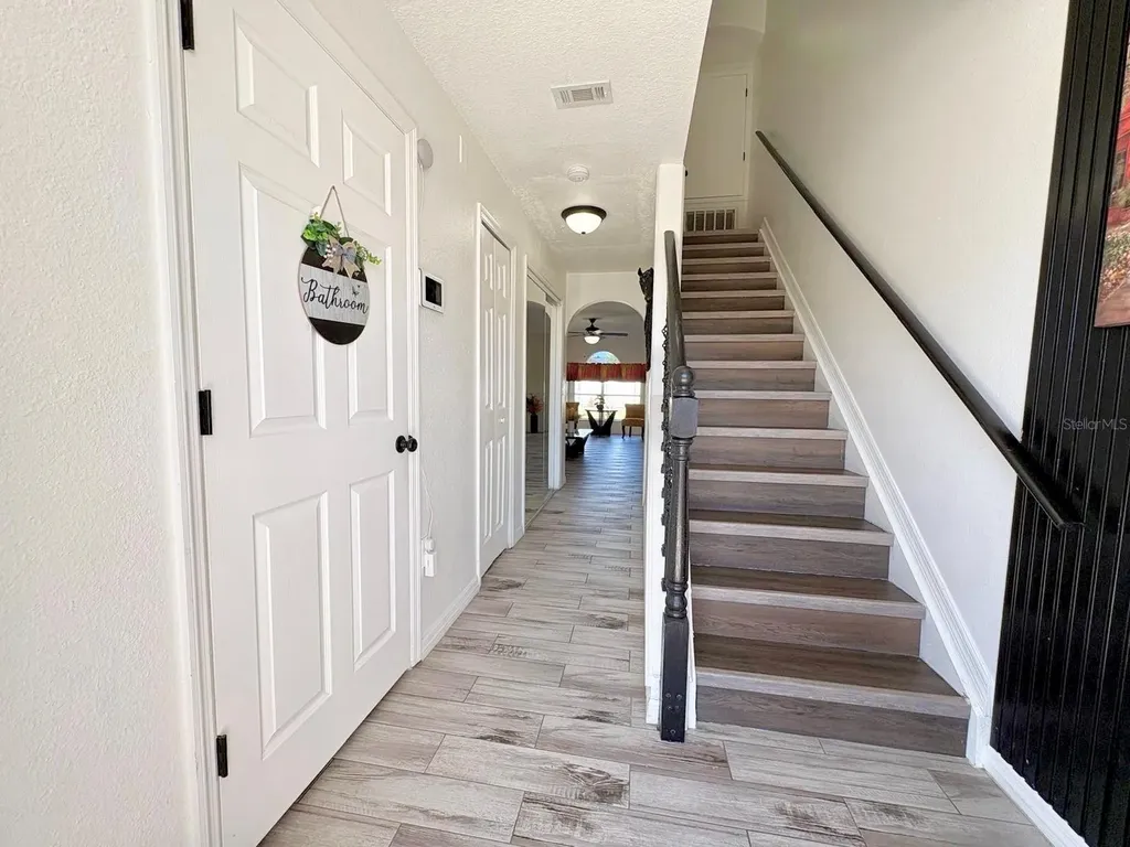 3142 Whispering Trails Street Winter Haven FL 33884