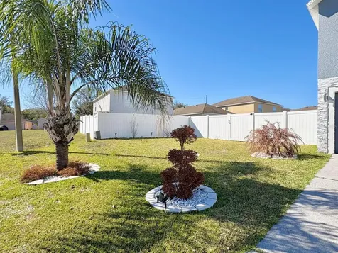 3142 Whispering Trails Street Winter Haven FL 33884