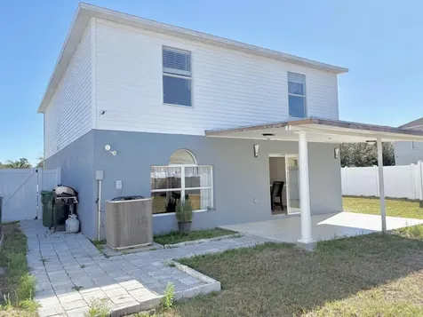 3142 Whispering Trails Street Winter Haven FL 33884