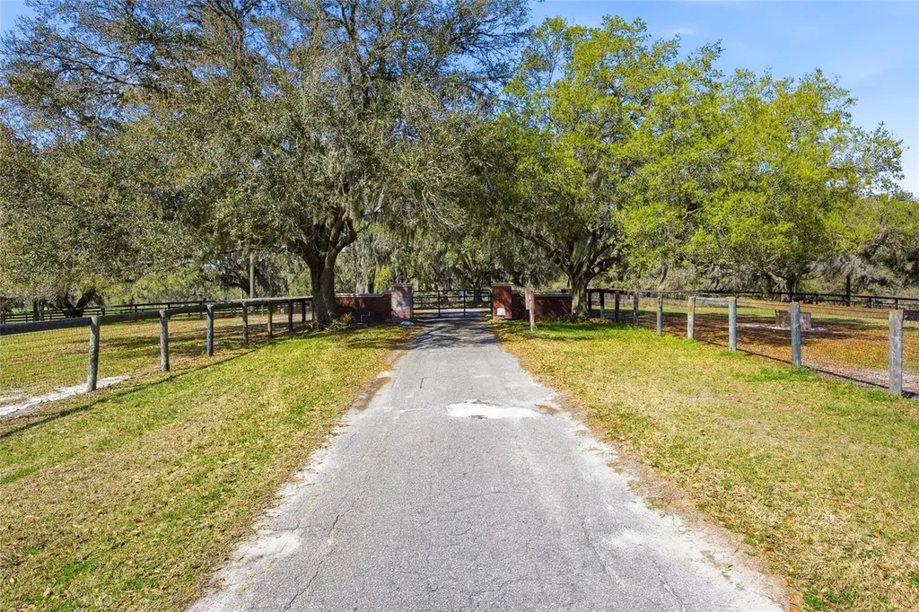 6025 NW 115th Avenue Ocala FL 34482