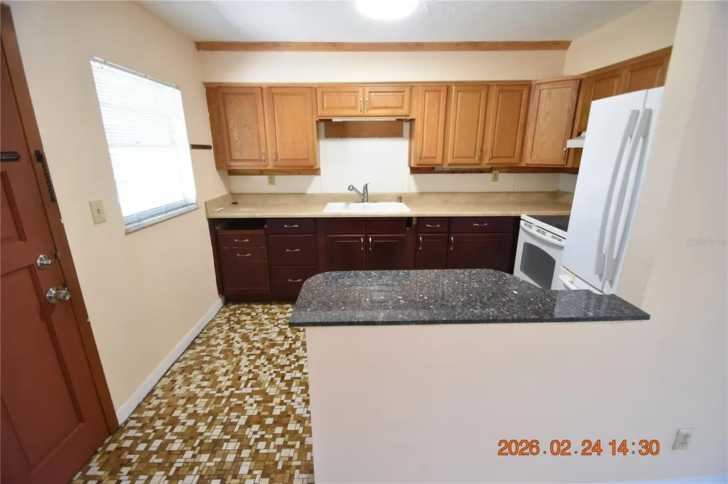5028 16th Street Zephyrhills FL 33542