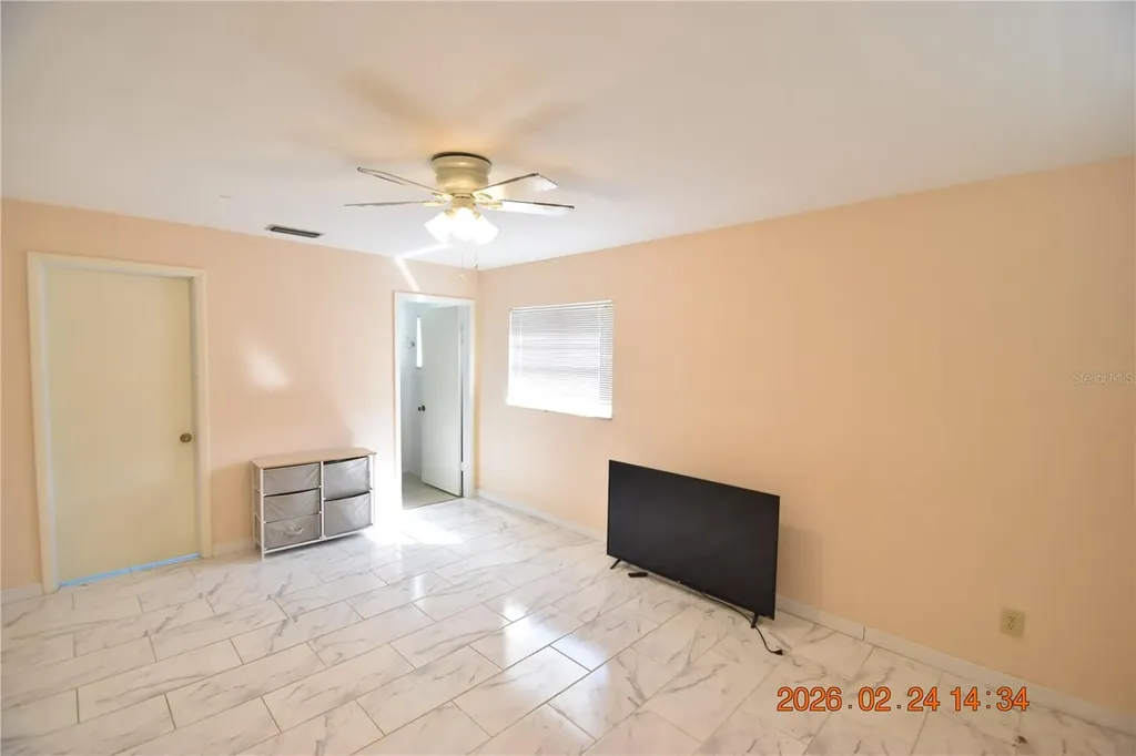 5028 16th Street Zephyrhills FL 33542