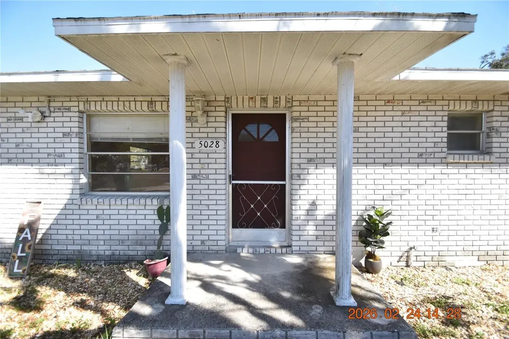 5028 16th Street Zephyrhills FL 33542